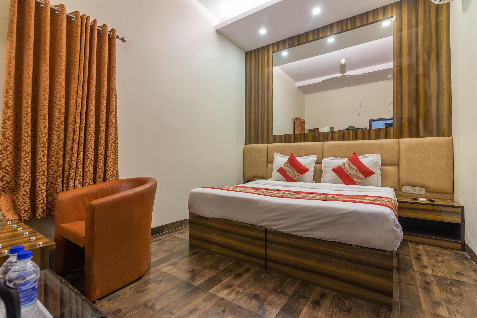 Rupam Hotel Delhi  Luaran gambar